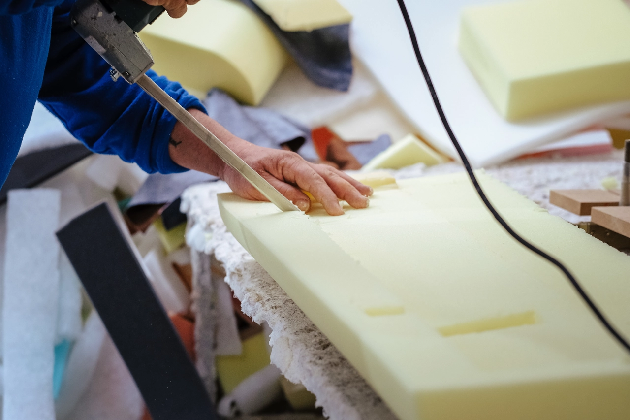 台中訂製沙發工廠過程特寫